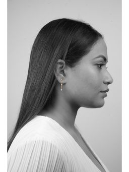 La marque-M - White Polki Diamond Chain Earrings