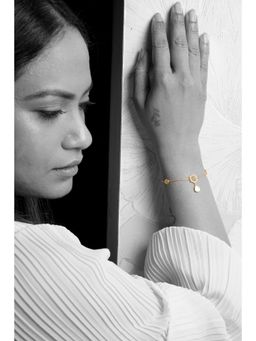 La marque-M - White Queen Bee Polki Diamond Bracelet