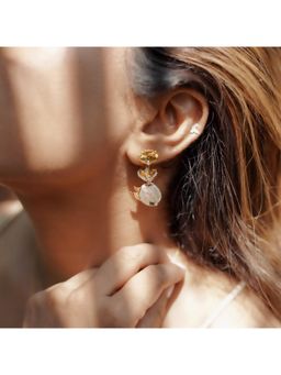 La marque-M - White Marine Life Diamond Earrings