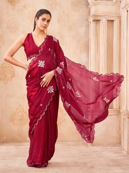 Tikhi Imli - Maroon Colored Saree with Scalloped Border