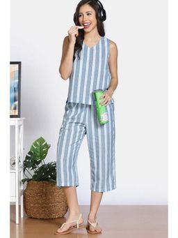 Zivame - 2 Mile Fashion Capri With Top - Plein Air
