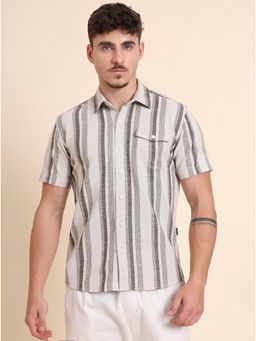 JadeBlue - White Cotton Blend Solid Casual Shirt