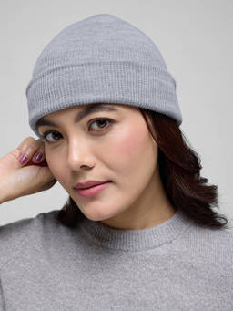 Twenty Dresses by Nykaa Fashion - Grey Solid Winter Beanie For Women