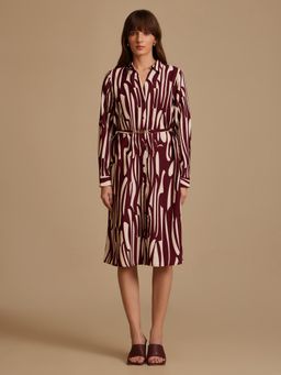 Kazo - Ryder Printed Midi Dress with Belt Wine