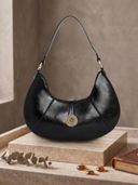Black color option, Sold out, Currently selected