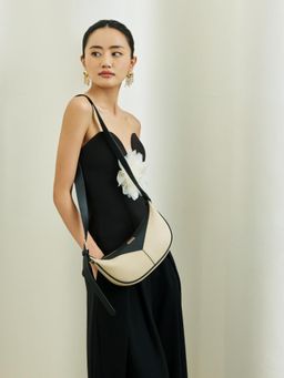Everpret - Women Off White-Black Enso Faux Leather Sling Bag