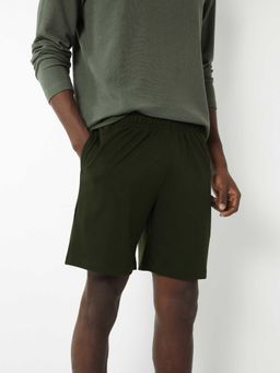 max - Olive Solid Cotton Blend Regular Shorts