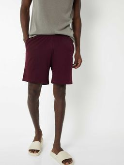 max - Red Solid Cotton Blend Regular Shorts