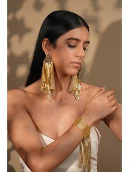 Bijoux by Priya Chandna - Gold Cascading Bracelet