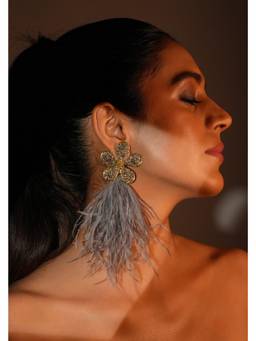 Bijoux by Priya Chandna - Grey Daisy Feather Earrings