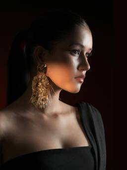 Bijoux by Priya Chandna - Nude Pearl Feather Drops Earrings