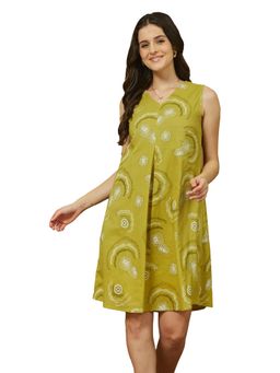 Janasya - Womens Olive Green Pure Cotton Abstract Printed A-Line Knee Length Dress