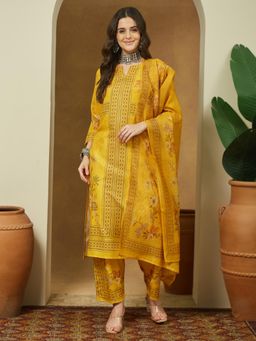 Janasya - Womens Yellow Floral Printed Pakistani Floral Straight Kurta with Pant & Dupatta