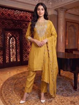 Autumnlane - Tisca Flax Handwork Kurta Trouser And Dupatta