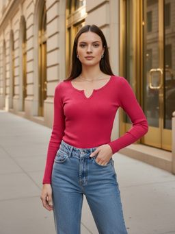 ZUMMER - Magenta Round Neck Rib Top