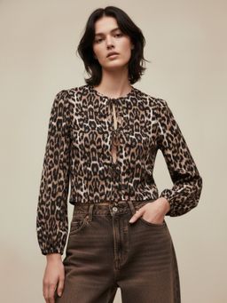 Outzidr - Brown Front Tie Animal Printed Crop Top