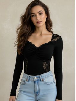 Outzidr - Black Sweetheart Neckline Top