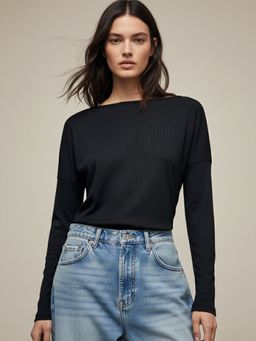 Outzidr - Black Back Lace Detail Top