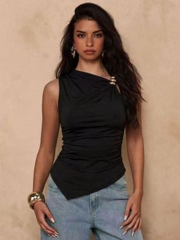 Outzidr - Black Asymmetric Top With Metal Buckle On Sleeve