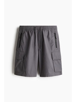 H&M - Men Grey Relaxed Fit Cargo Shorts