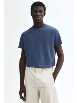 H&M - Men Blue Slim Fit T-Shirt
