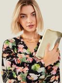 Gold color option, Currently selected