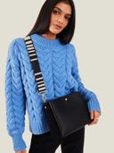 Black color option, Currently selected