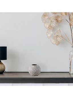 HomeTown - Zenith Polyresin Round Macrame Votive 8Cm In White