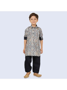 ETHNIKS NEURON - Boys Grey Digital Print Pathani Kurta with Pyjama (Set of 2)