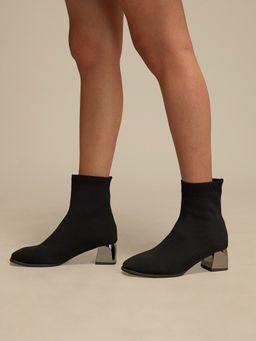 Twenty Dresses by Nykaa Fashion - Black Ankle Length Square Toe Block Heel Boots