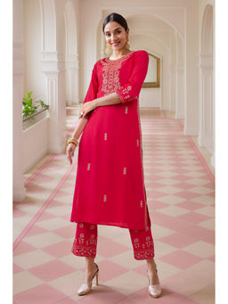 Soch - Womens Fuchsia Rayon Floral Embroidered Kurta (Set of 2)
