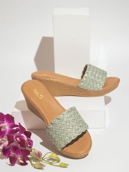 Inc.5 - Women Green Party Wedges