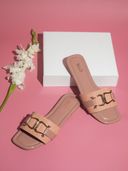 Peach color option, Sold out, Currently selected