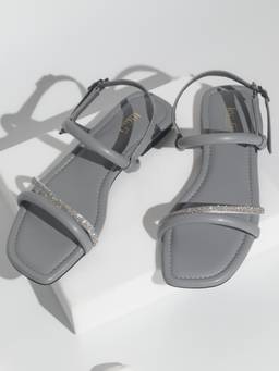 Inc.5 - Women Grey Party Flat