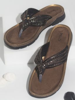 Inc.5 - Women Gold Casual Flats