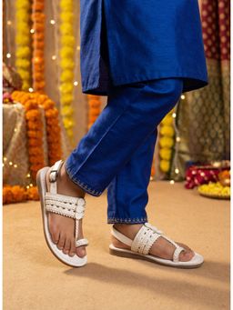 Lil Pitaara - Boys White Synthetic Leather Kolhapuri