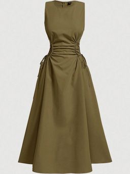 Outzidr - Green Elasticated Cinched Waist Maxi Dress