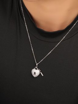 Nistra - 925 Sterling Silver Embrace Connection Necklace (Adjustable)