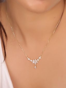 Nistra - 925 Sterling Silver Petal Perfection Necklace (Adjustable)