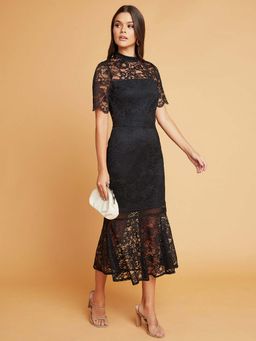 Styli - Black Lace Insert Cut-out Back Detail Bodycon Midi Dress