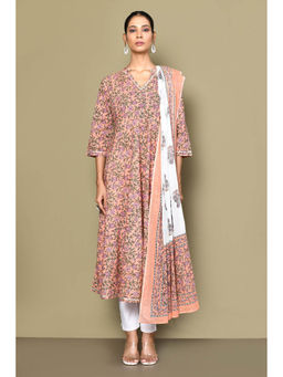 Miravan - Surpassing Peach Floral Printed Anarkali Kurta with Dupatta (Set of 2)