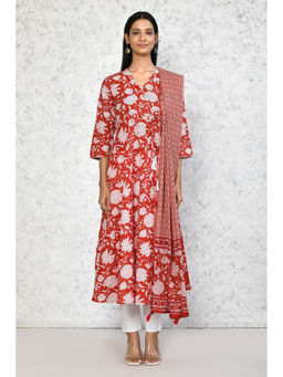 Miravan - Women's Cotton Floral Printed Angarkha Kurta with Dupatta (Set of 2)