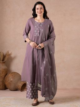 Kami Kubi - Straight Fit Kurta with Pant and Dupatta with Zonal Embroidery