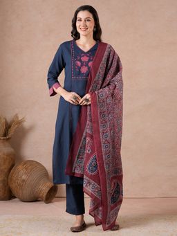 Kami Kubi - Straight Fit Flex Kurta with Pant and Dupatta with Embroidery Detailing