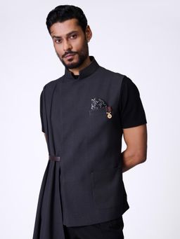 S&N by Shantnu Nikhil - Grey Rayon Blend Sleeveless Waistcoat