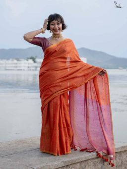 Suta - Women Red Cotton Woven Saree