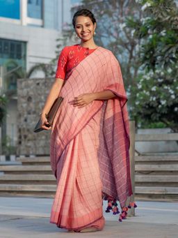 Suta - Women Pink Linen Blend Checks Saree