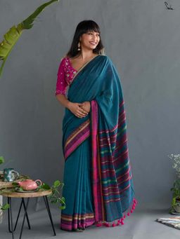 Suta - Women Teal Cotton Woven Saree