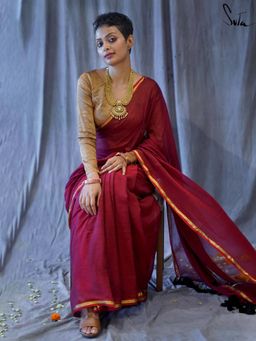 Suta - Women Maroon Cotton Woven Saree