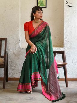 Suta - Women Green Cotton Woven Saree